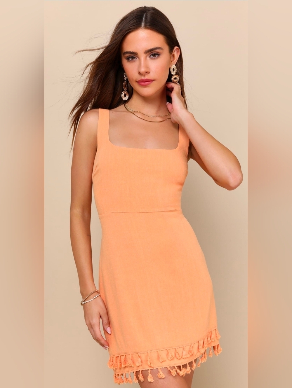Sleeveless Square-Neck Peach Dress